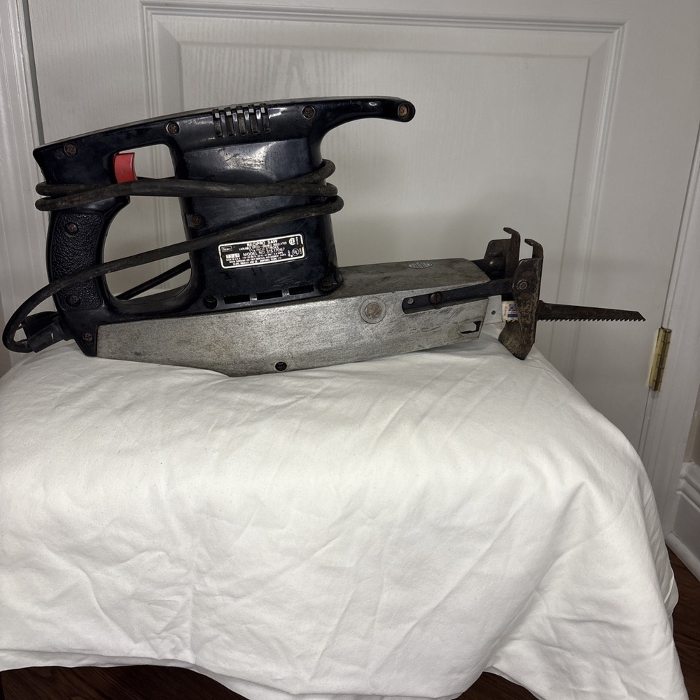 Sears Recipro Saw Variable Speed Corded Black/Silver Good Model 315.17067 1.25"